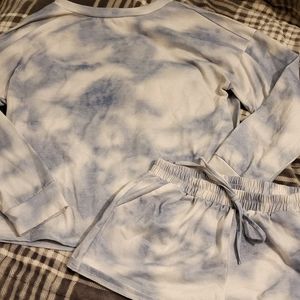 Matching shorts long sleeve set